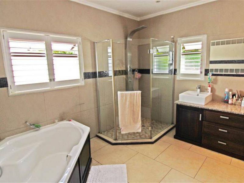 A Masterpiece of Modern Elegance: Discover 8 Berkeley Square, Bryanston you’ve been searching for - Photo 9