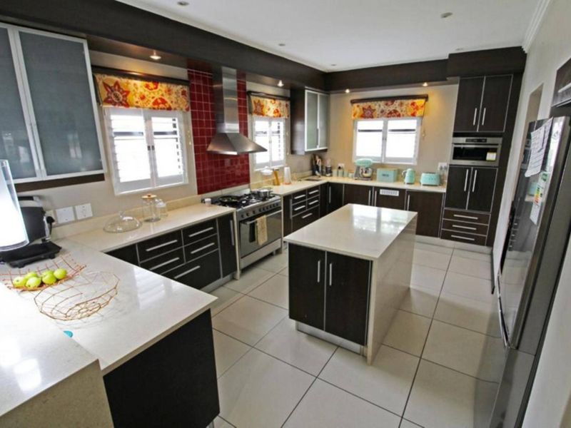 A Masterpiece of Modern Elegance: Discover 8 Berkeley Square, Bryanston you’ve been searching for - Photo 4