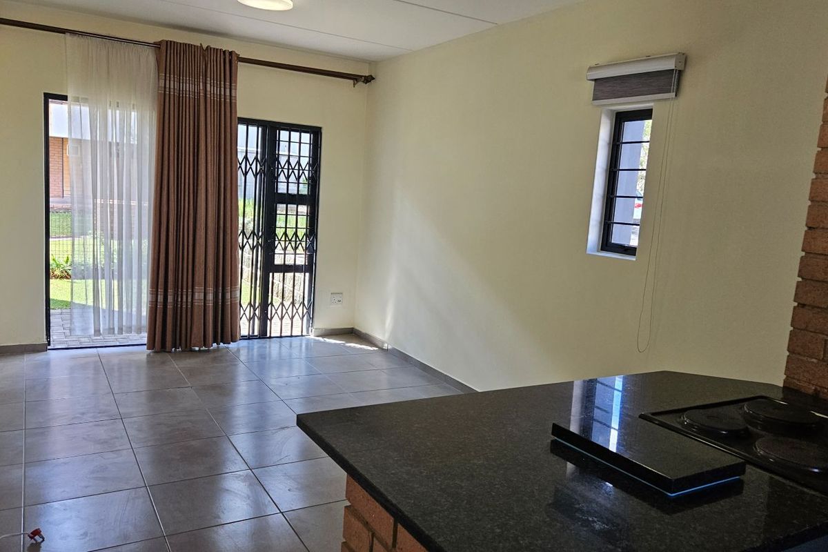 2 Bed, 2 bath Apartment - Waterfall - Photo 5