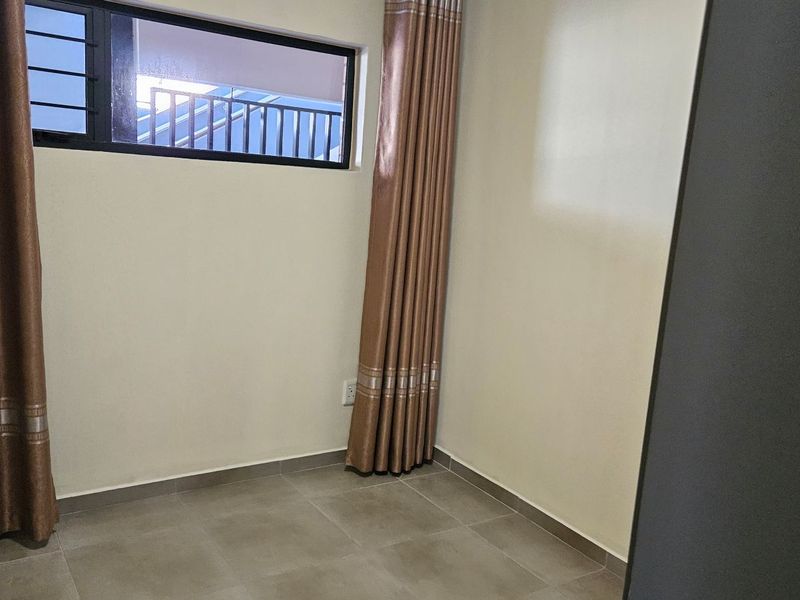 2 Bed, 2 bath Apartment - Waterfall - Photo 7