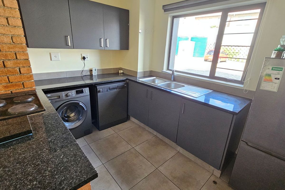 2 Bed, 2 bath Apartment - Waterfall - Photo 2