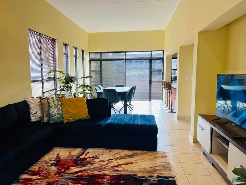 2 BEDROOM: UNIT FOR RENT - Photo 6