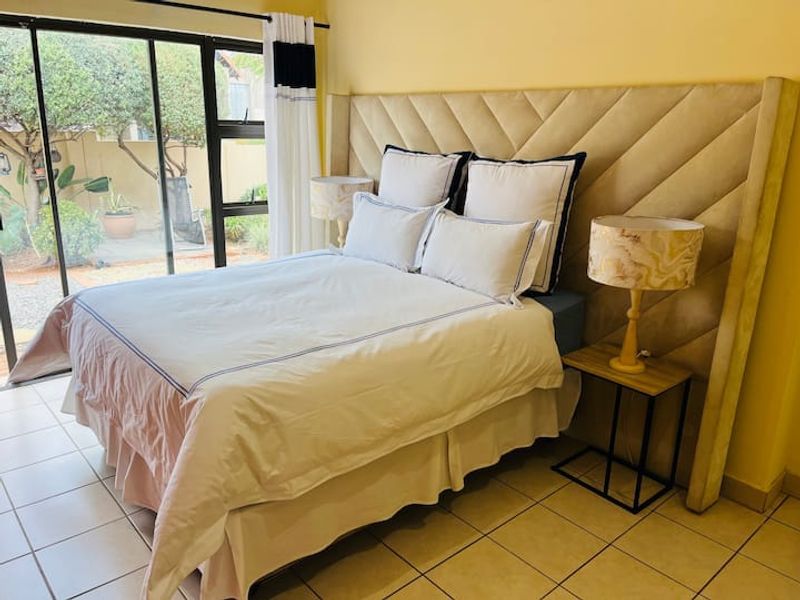 2 BEDROOM: UNIT FOR RENT - Photo 3