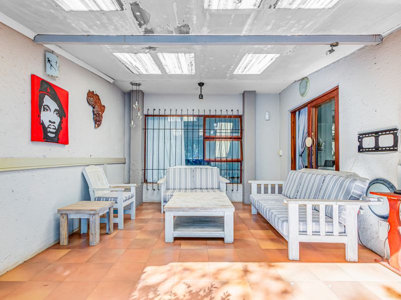 Elevate Your Every Day living to 10 Cadogan Place, Bryanston - Photo 9