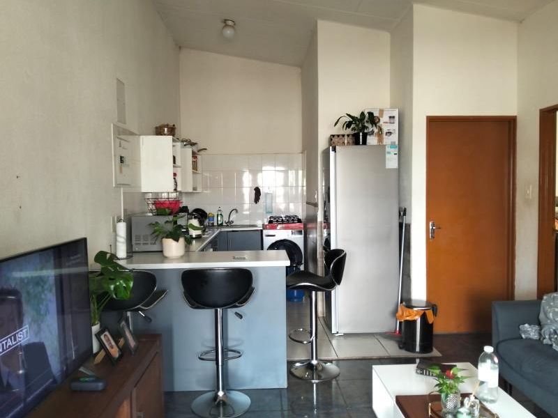 THREE BEDROOMS TOWNHOUSE FOR SALE IN RIDGEWAY - Photo 4