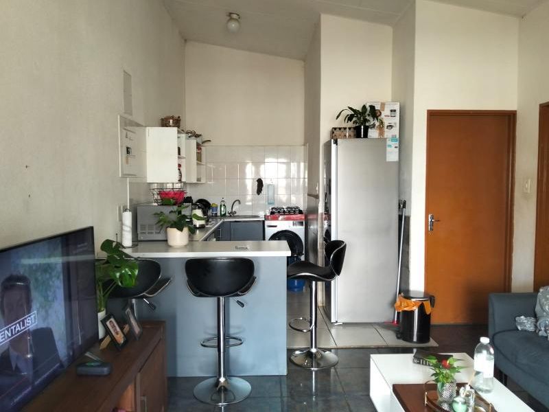THREE BEDROOMS TOWNHOUSE FOR SALE IN RIDGEWAY - Photo 3