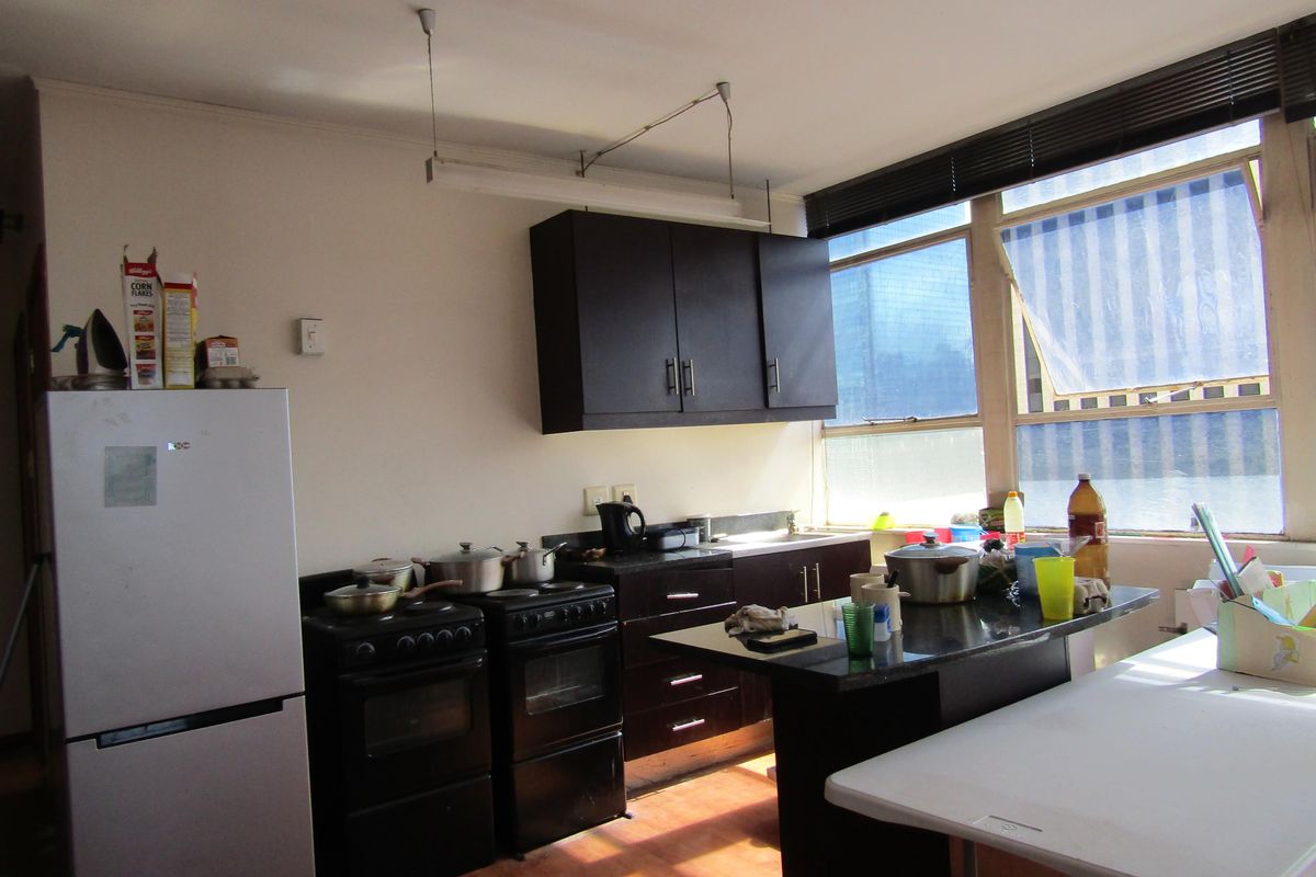 Apartment For Sale In Johannesburg - Photo 4