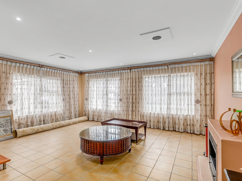 5 Bedroom House - Sunninghill - Photo 10