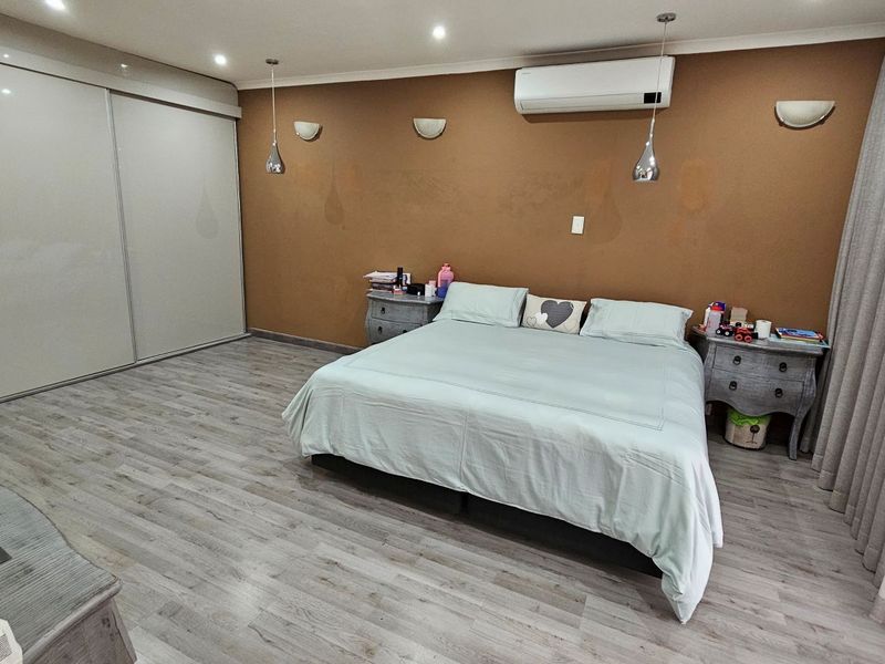 4  Bedroom Cluster- Sunninghill - Photo 10