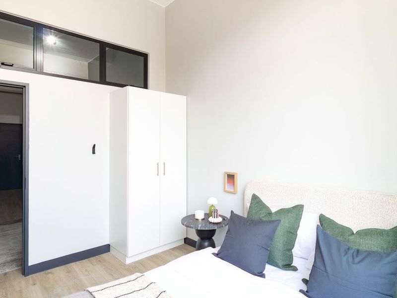 Modern & Secure - Designed for professionals & mature residents (no student housing) - Photo 10