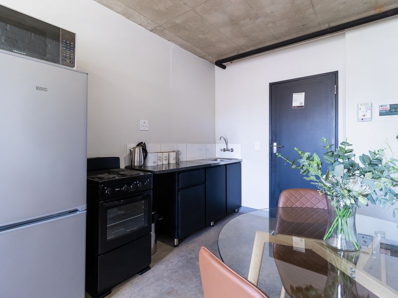 Apartment Rental Monthly In Johannesburg - Photo 5