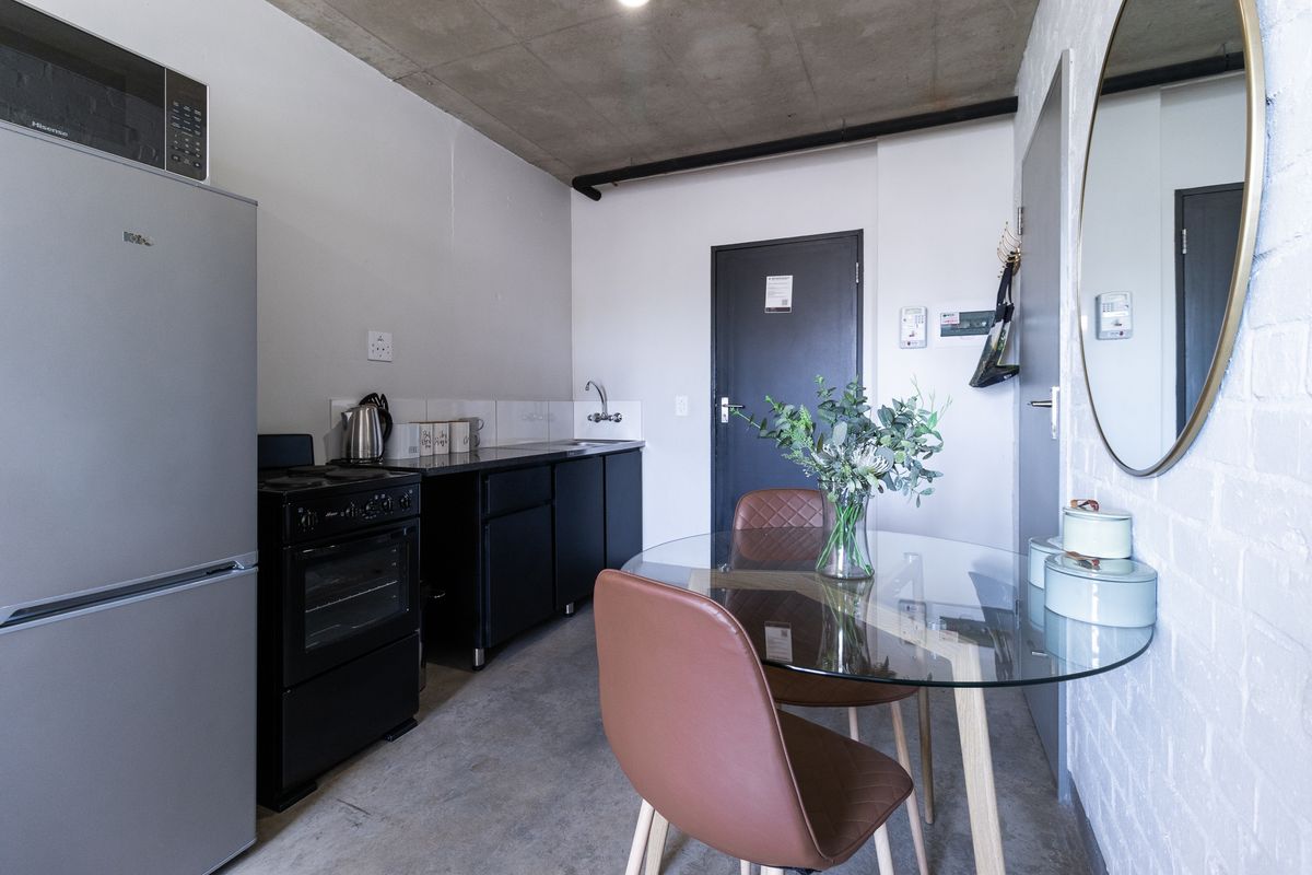 Apartment Rental Monthly In Johannesburg - Photo 4