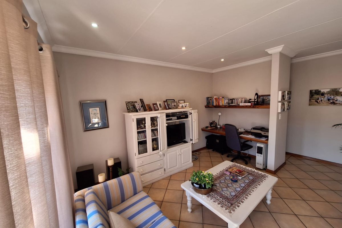 Secure Estate Living with Premium Lifestyle Amenities - Photo 5