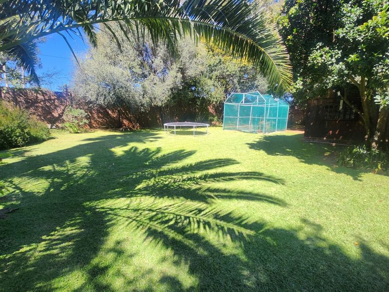 Prime Location! 3bed, 2 Bath in Hennopspark. - Photo 10