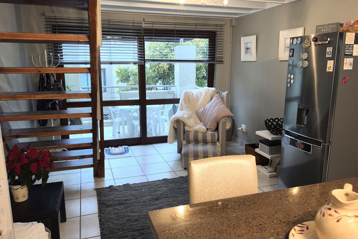 Apartment For Sale In Sandton - Photo 5