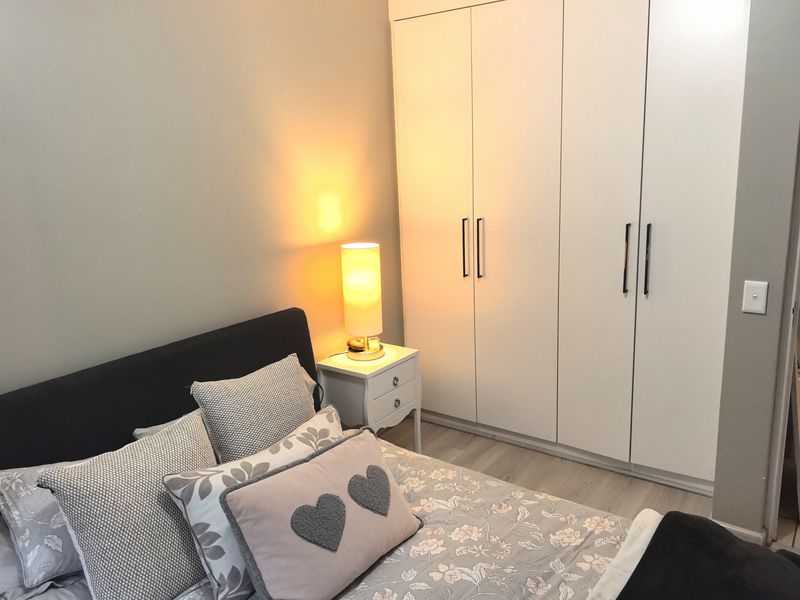 Apartment For Sale In Sandton - Photo 8