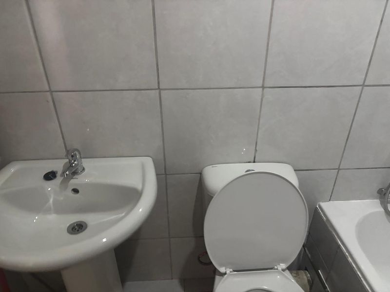 Apartment Rental Monthly In Johannesburg - Photo 9