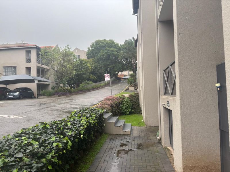 Apartment Rental Monthly In Johannesburg - Photo 3