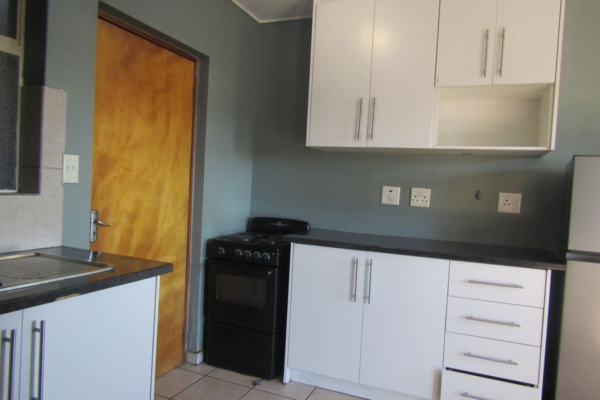 Apartment Rental Monthly In Johannesburg - Photo 2