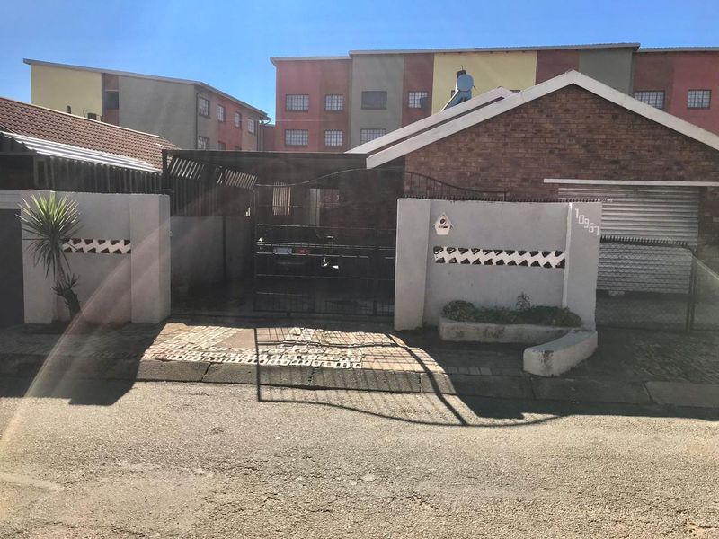 2 Bedroom House for Sale in Dobsonville - Photo 4