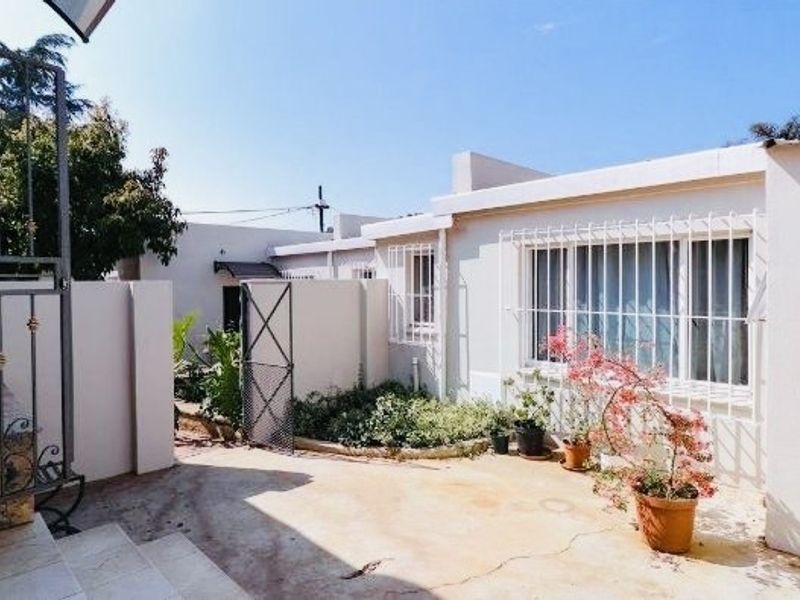 Cottage To Rent - Photo 1