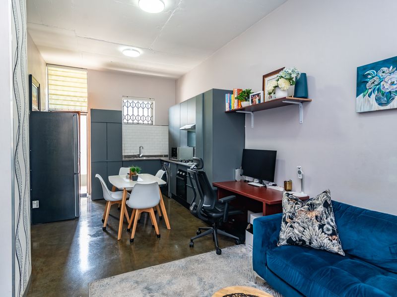 ON AUCTION | VICTORIA / NORWOOD - URGENT RELOCATION SALE - Photo 5