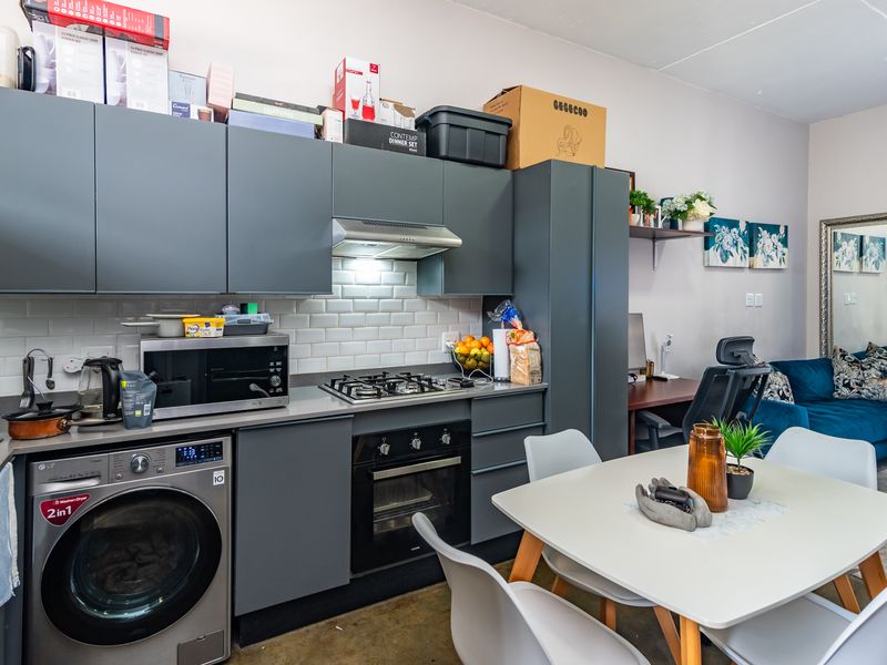 ON AUCTION | VICTORIA / NORWOOD - URGENT RELOCATION SALE - Photo 7