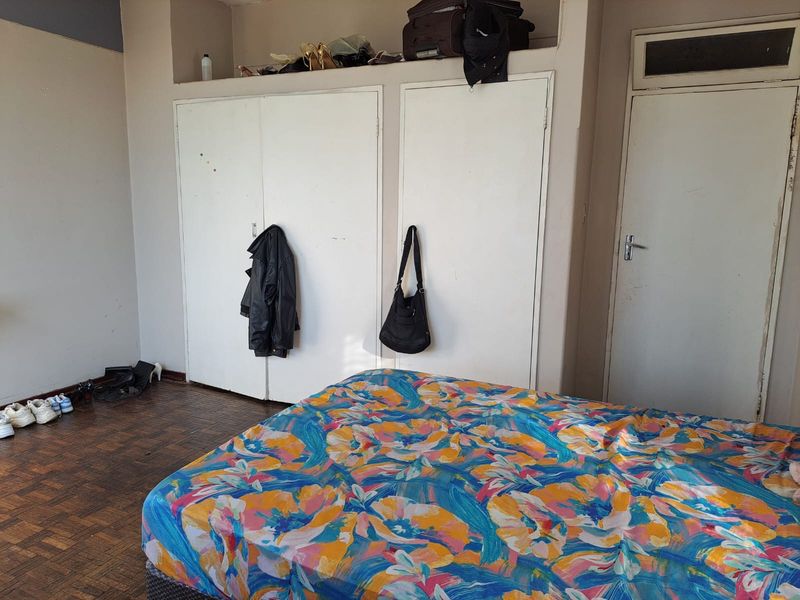 Apartment For Sale In Johannesburg - Photo 10