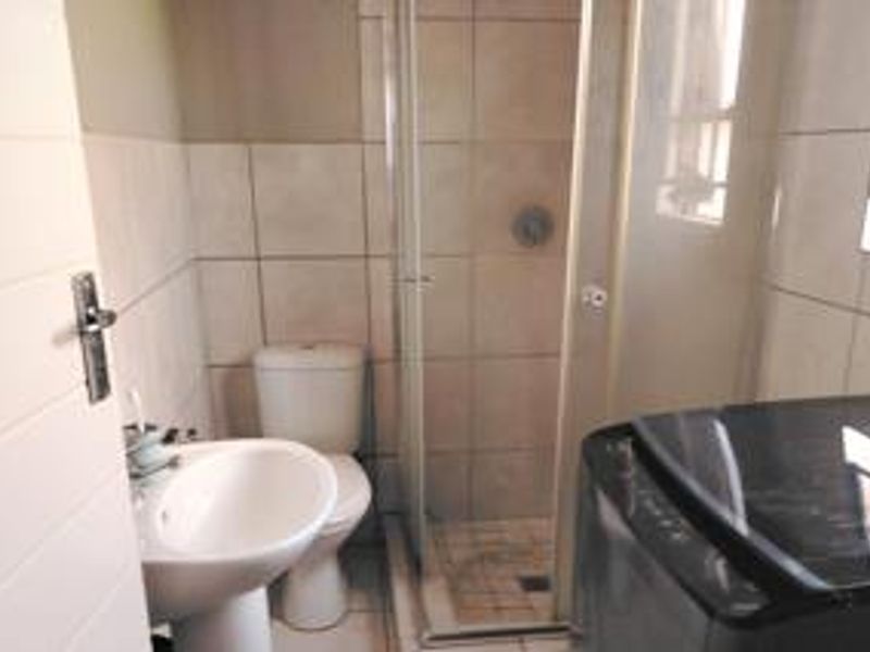 3 Bedroom house for sale in Klerksoord - Photo 10