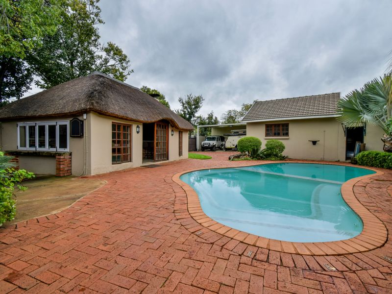 Perfect for families seeking space and comfort! - Photo 4