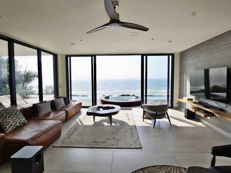 Ultra-Modern Coastal Luxury Overlooking Trafalgar Blue Flag Beach - Photo 10