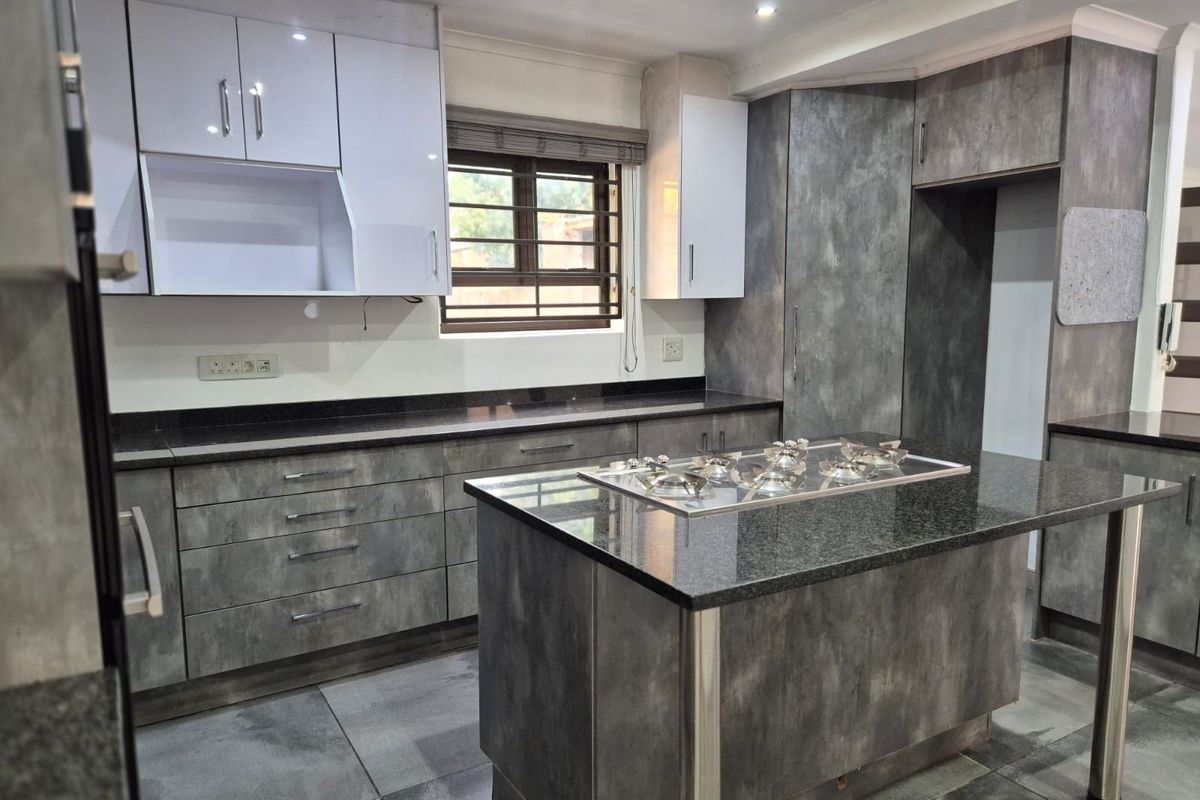 Incredible 3 Bedroom 2 Bath Home in A secure Estate Available for Sale n Kelvin, Sandton - Photo 5