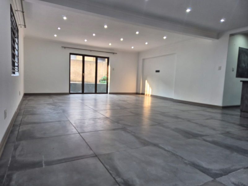 Incredible 3 Bedroom 2 Bath Home in A secure Estate Available for Sale n Kelvin, Sandton - Photo 8