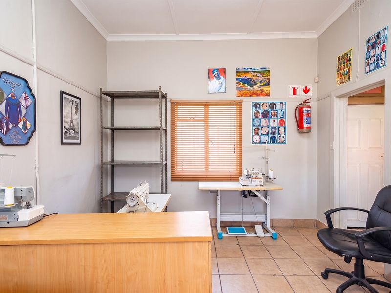 Turffontein Property with multiple income-generating opportunities - Photo 9