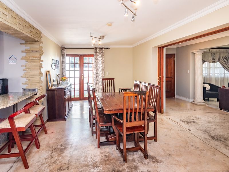 RENOVATED 3-BEDROOM CLUSTER HOME WITH COTTAGE & POOL - EMIGRATION SALE - Photo 5
