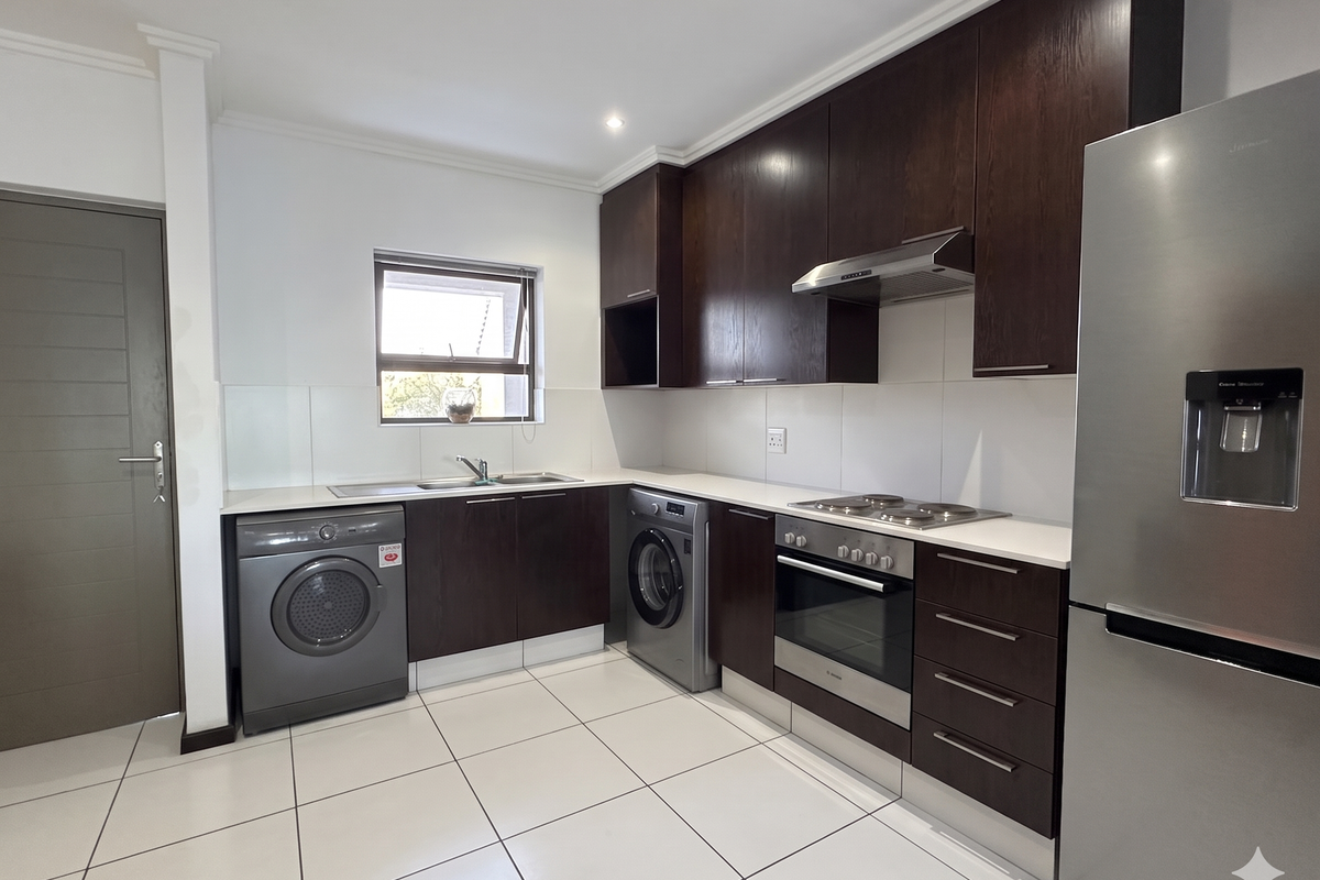 Stylish 2-bedroom apartment in Barbeque Downs, Midrand perfect for modern living and convenience! - Photo 4