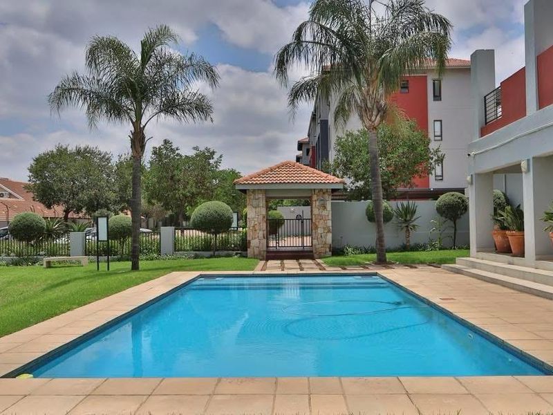Stylish 2-bedroom apartment in Barbeque Downs, Midrand perfect for modern living and convenience! - Photo 1