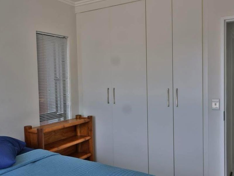Stylish 2-bedroom apartment in Barbeque Downs, Midrand perfect for modern living and convenience! - Photo 9