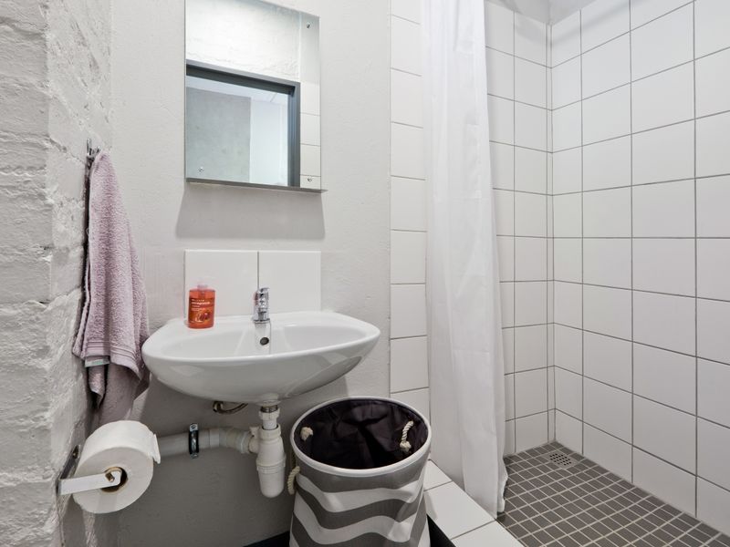 These apartments blends stylish urban living with convenience. - Photo 10