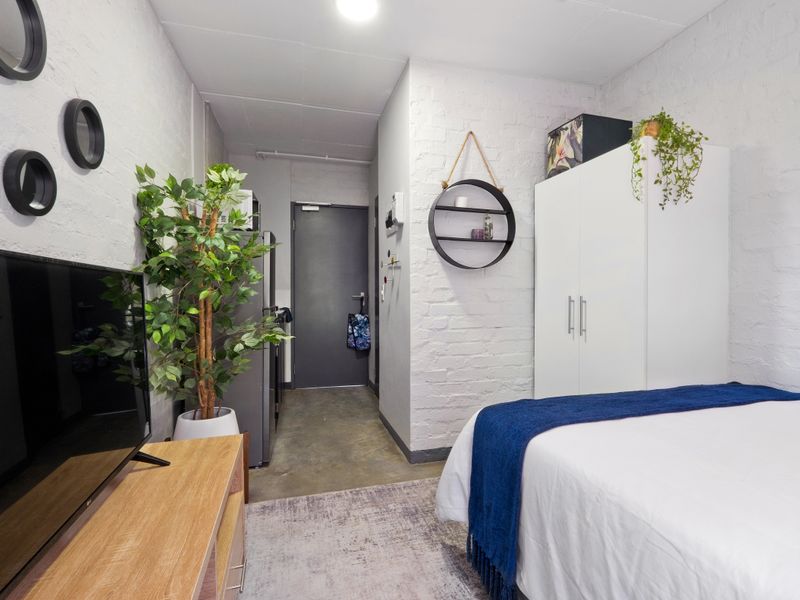 These apartments blends stylish urban living with convenience. - Photo 8