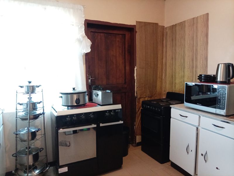 Charming 3-bedroom freestanding home in Sakhile, Standerton—your perfect family retreat awaits! - Photo 8