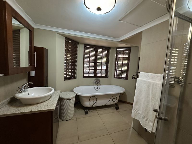 Groundfloor and Fully Furnished - Photo 10
