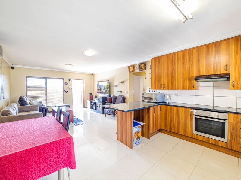 3 Bed, 2 Bath Apartment- Barbeque Downs - Photo 3