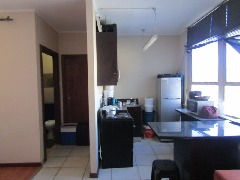 Apartment For Sale In Johannesburg - Photo 7