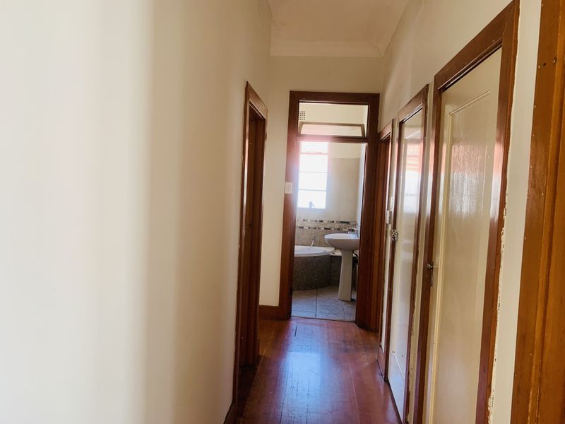 Beautiful Family Home in a Prime Location - Photo 4