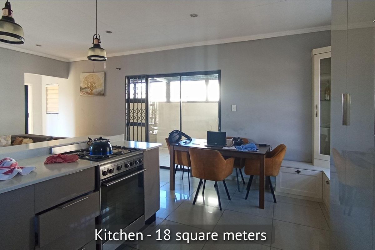 3 bedrooms 2 bathroom home for sale - Photo 2