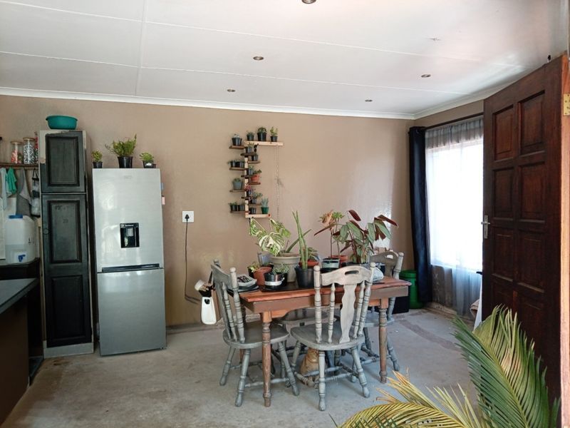 Secure, Pet Friendly Townhouse In Standertn Central - Photo 8