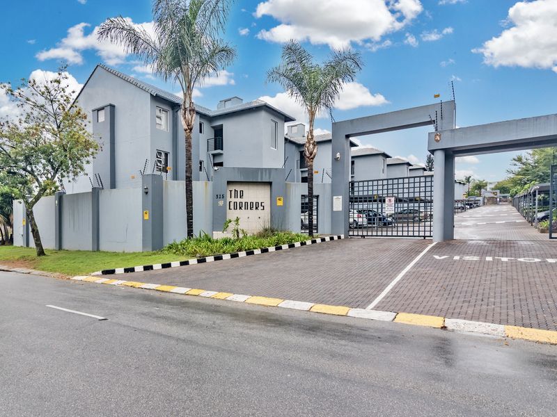2-bedroom apartment in Ferndale, Randburg - modern living with great amenities and location. - Photo 4