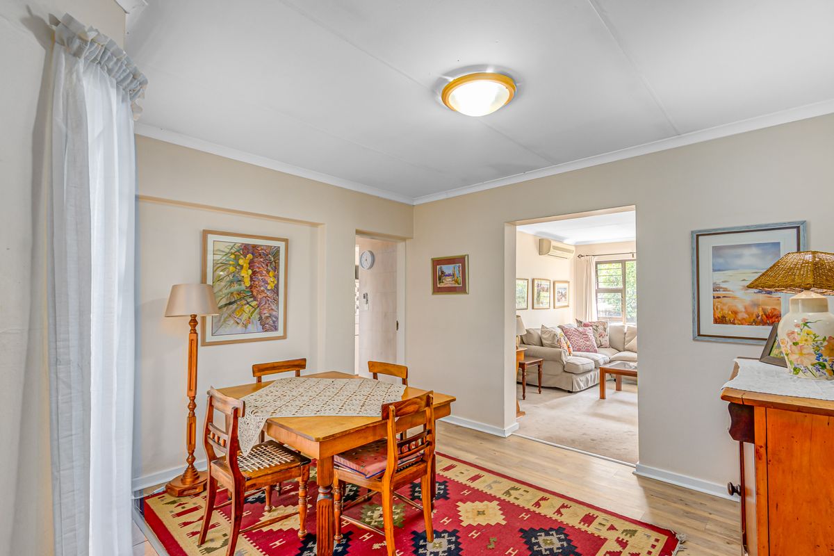 Refined Living in Bryanston’s Most Exclusive Enclosure - Photo 2