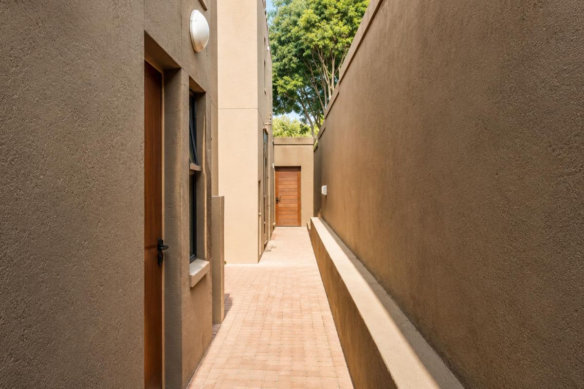 3 Bedroom Furnished Double Storey Cluster Home To Let in River Club, Sandton - Photo 3